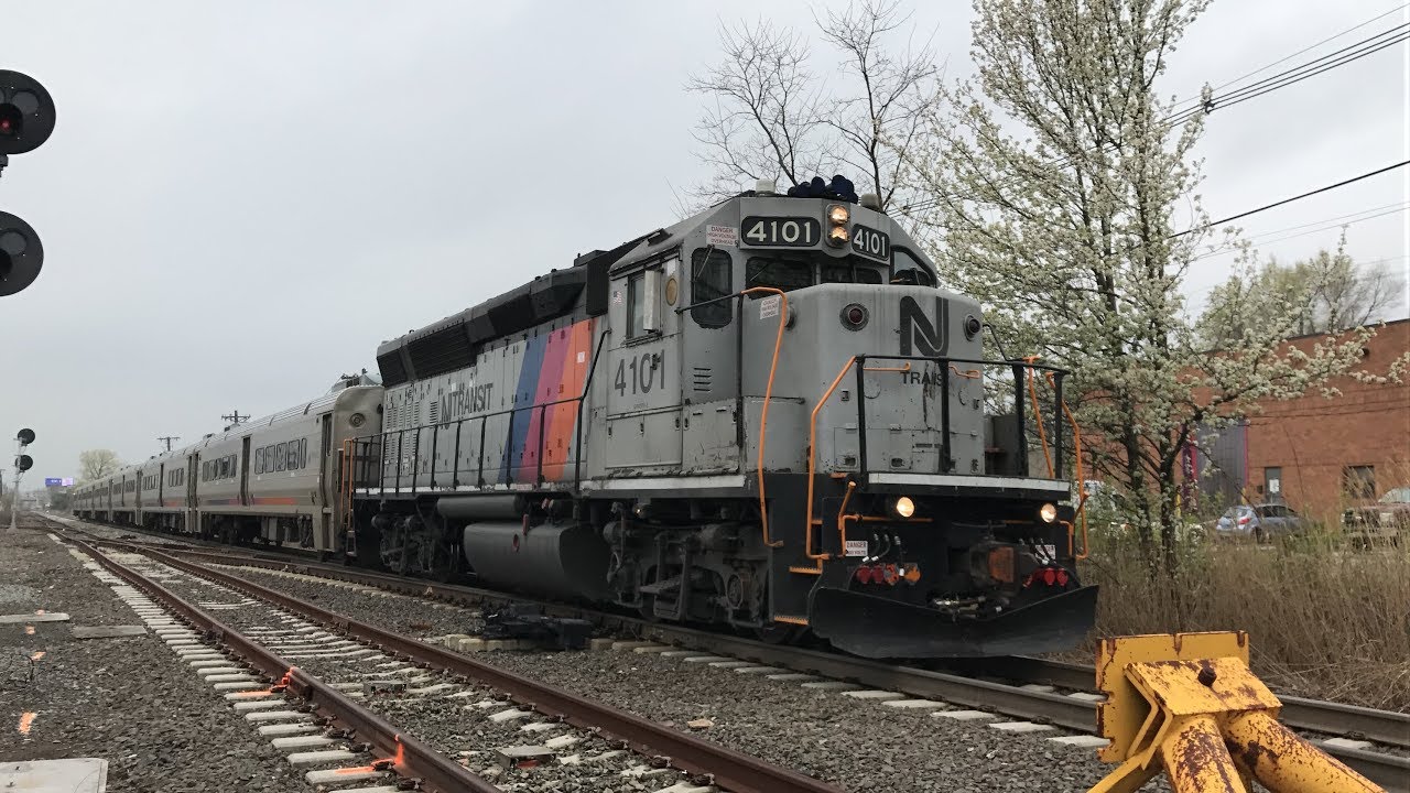 NJ Transit HD 60fps Pascack Valley Line Trains Emerson, Oradell