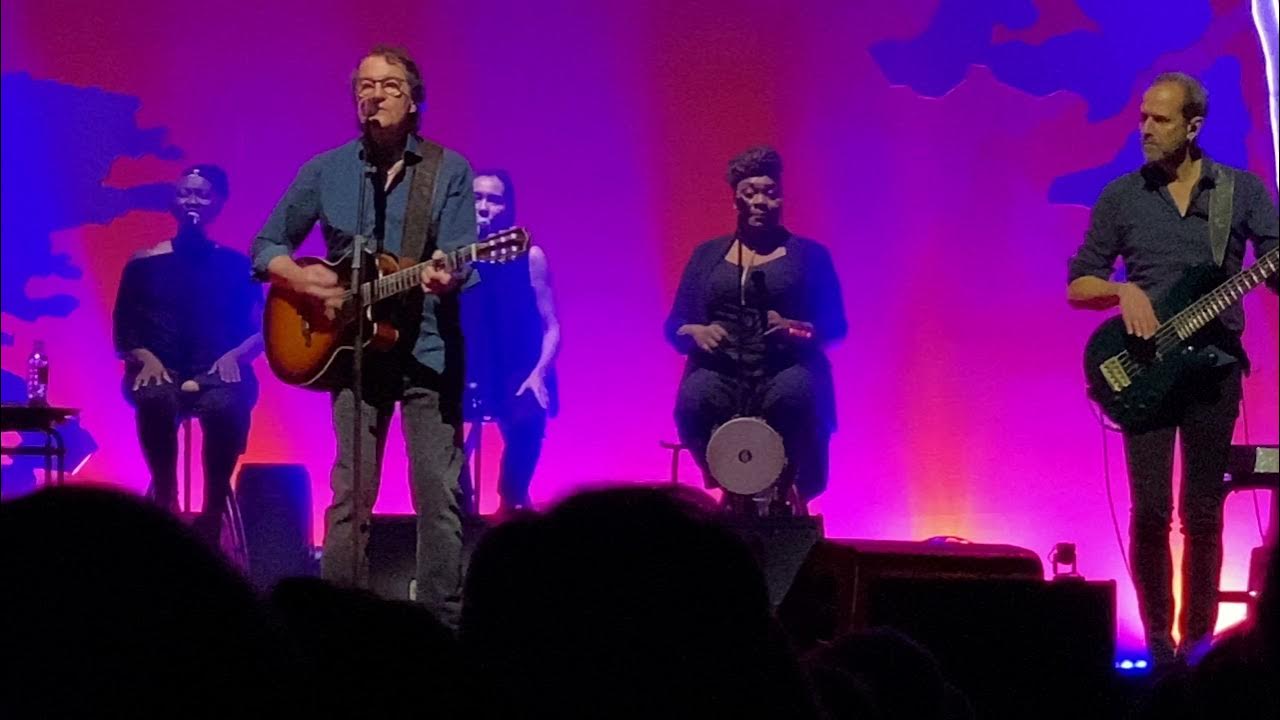22 La Robe Et L'echelle Francis Cabrel Nantes 02.12.2021 YouTube