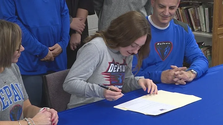 Julia Nagy signs with DePaul volleyball