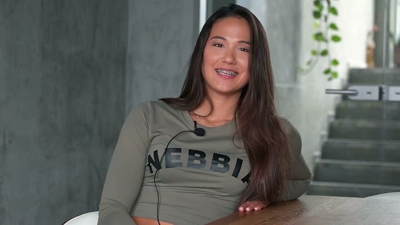 Zoznám sa s #NEBBIAgirls | Denisa Tran Vanová - YouTube
