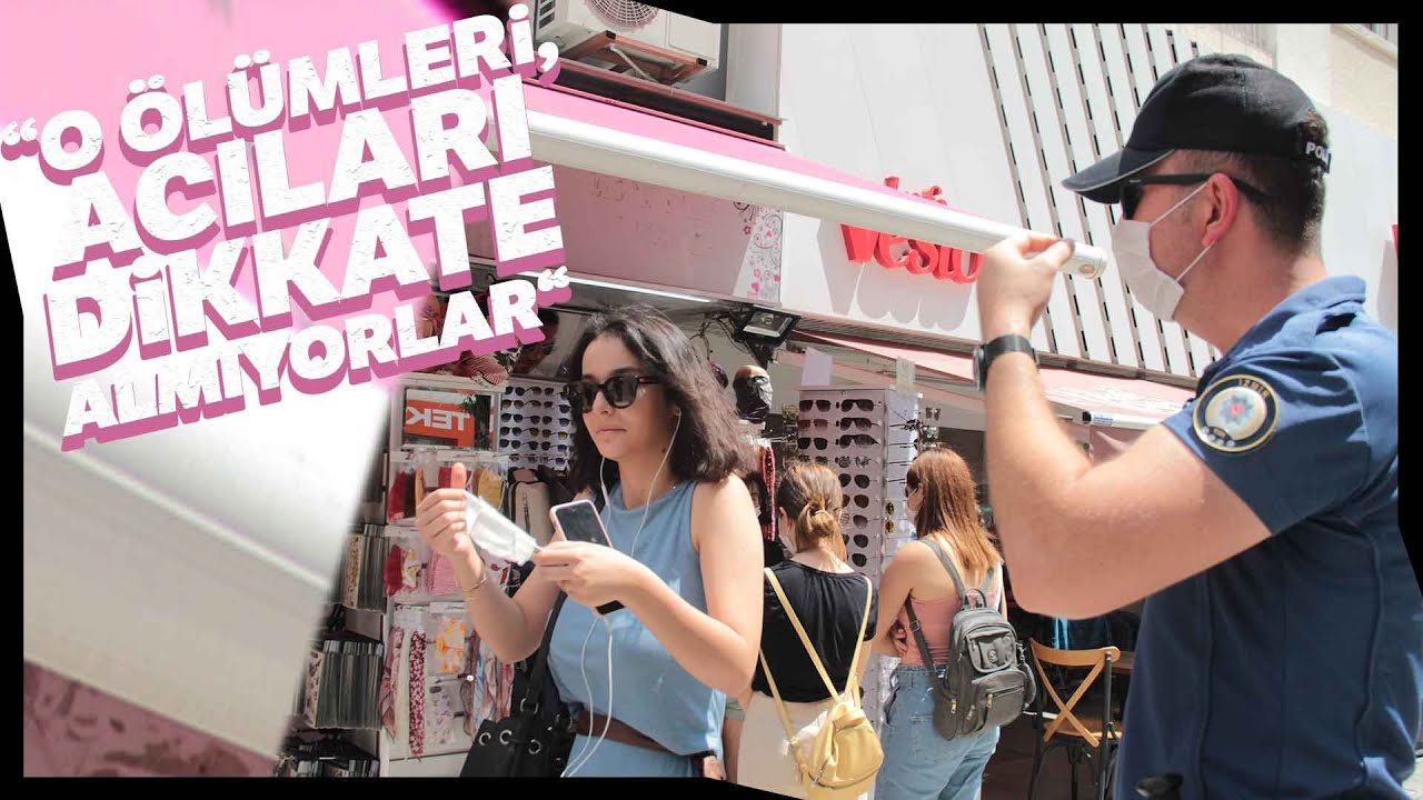 İzmir'deki Denetimlerde Polisi Gören Maskesini Düzeltti