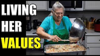 Grandma ARRESTED For Feeding The Unhoused Sues City