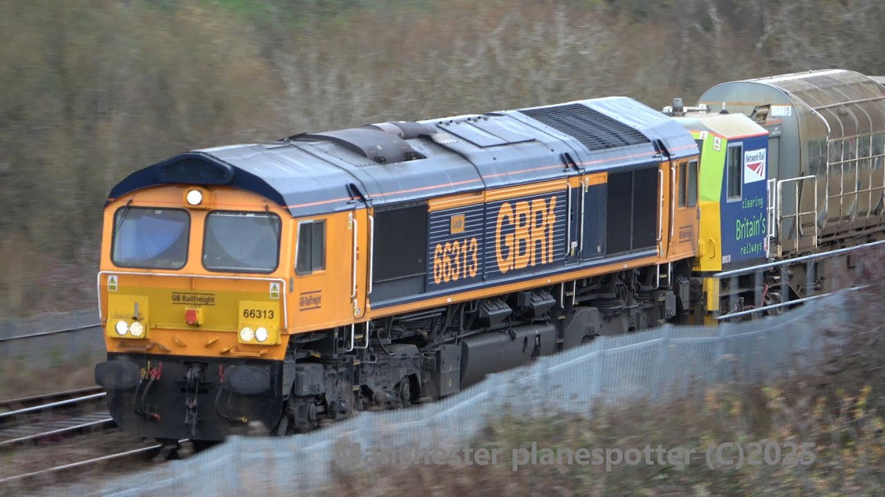 GBRF Class 66313 Lucie On Network Rail MPV Move DR98901+DR98951 3Z88 Passing Reddish Vale 15/11/2025