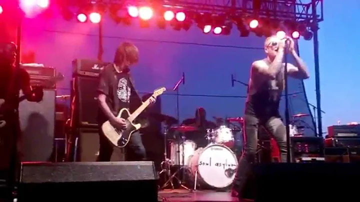 Soul Asylum Eve6 Spinnin