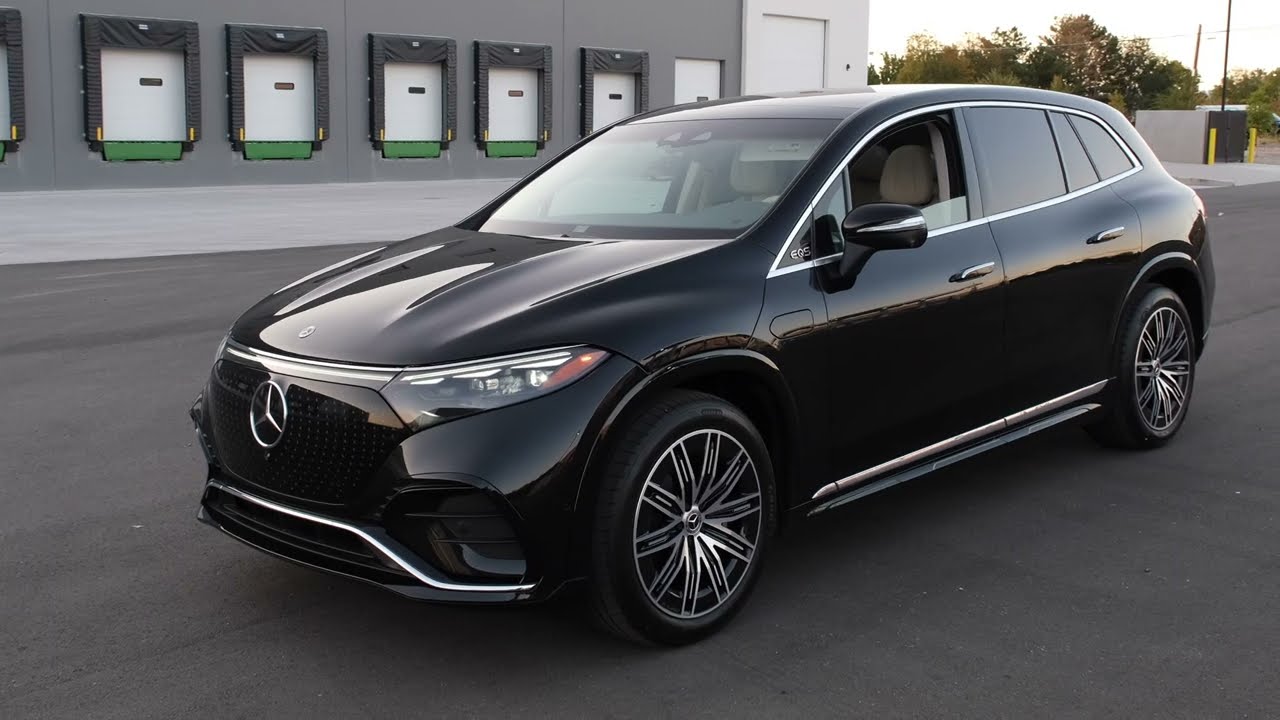 The New Mercedes EQS SUV 2023 Test Drive — 2023 Mercedes EQS 580 SUV - Fully Electric Luxury SUV!