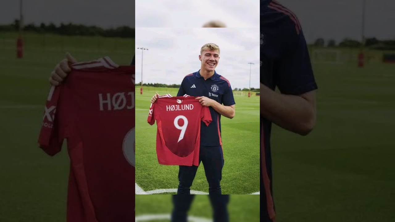 Rasmus Højlund becomes new Manchester United number 9