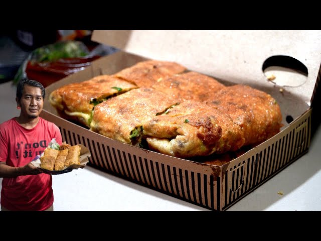 MINCED BEEF and EGG MARTABAK (MARTABAK TELOR) - Indonesian Street Food, Palabuhanratu class=