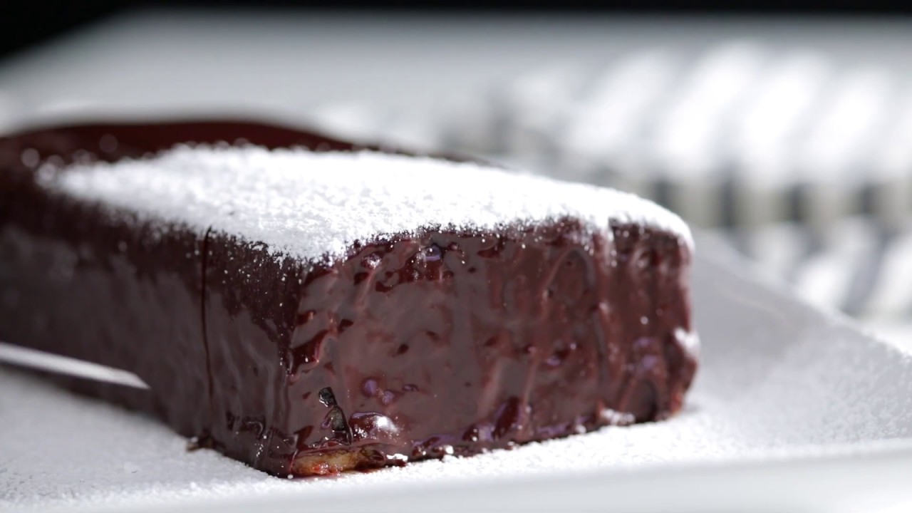Slice Open This Chocolate Battenberg Cake For a Surprise YouTube