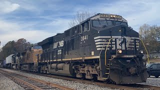 NS Intermodal Train 212 Passes Belmont NC with NS leader 3641 (11-28-2021)