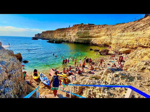 Kiyimni echmasdan skameykada jinsiy aloqa qilish (koz bilan qarash) Mening eng yaxshi dostimning issiq onasi bilan jinsiy aloqa