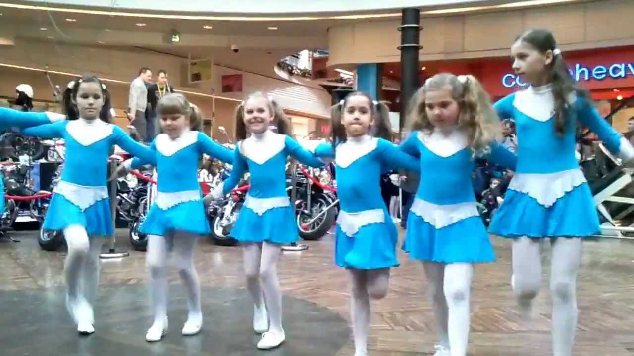 Mażoretki grupa średnia WOŚP 2013 Łódź