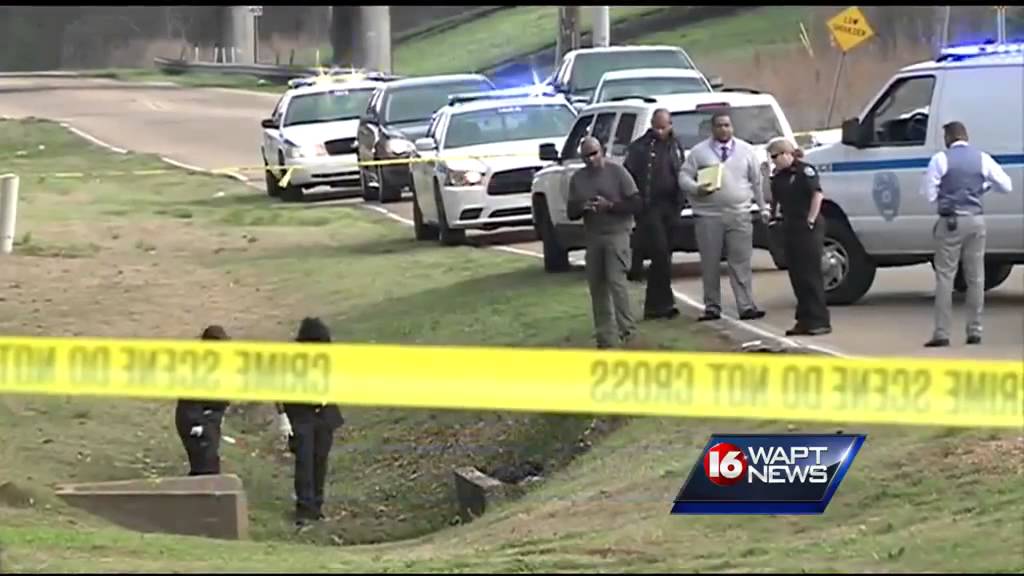 Body found in ditch - YouTube