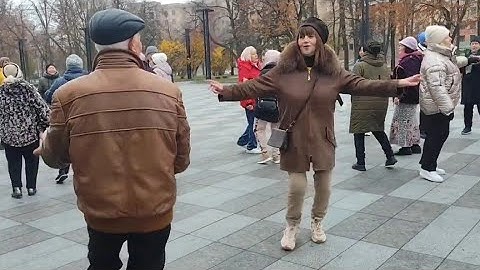 ВСЕГО ЛИШЬ ДВА ГОДА МЕНЯ ПОДОЖДИ! ХАРЬКОВ ТАНЦЫ НОЯБРЬ 2024 #kharikiv #dance