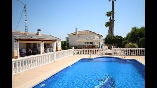 Landhuis met 4 slaapkamers en zwembad in Catral