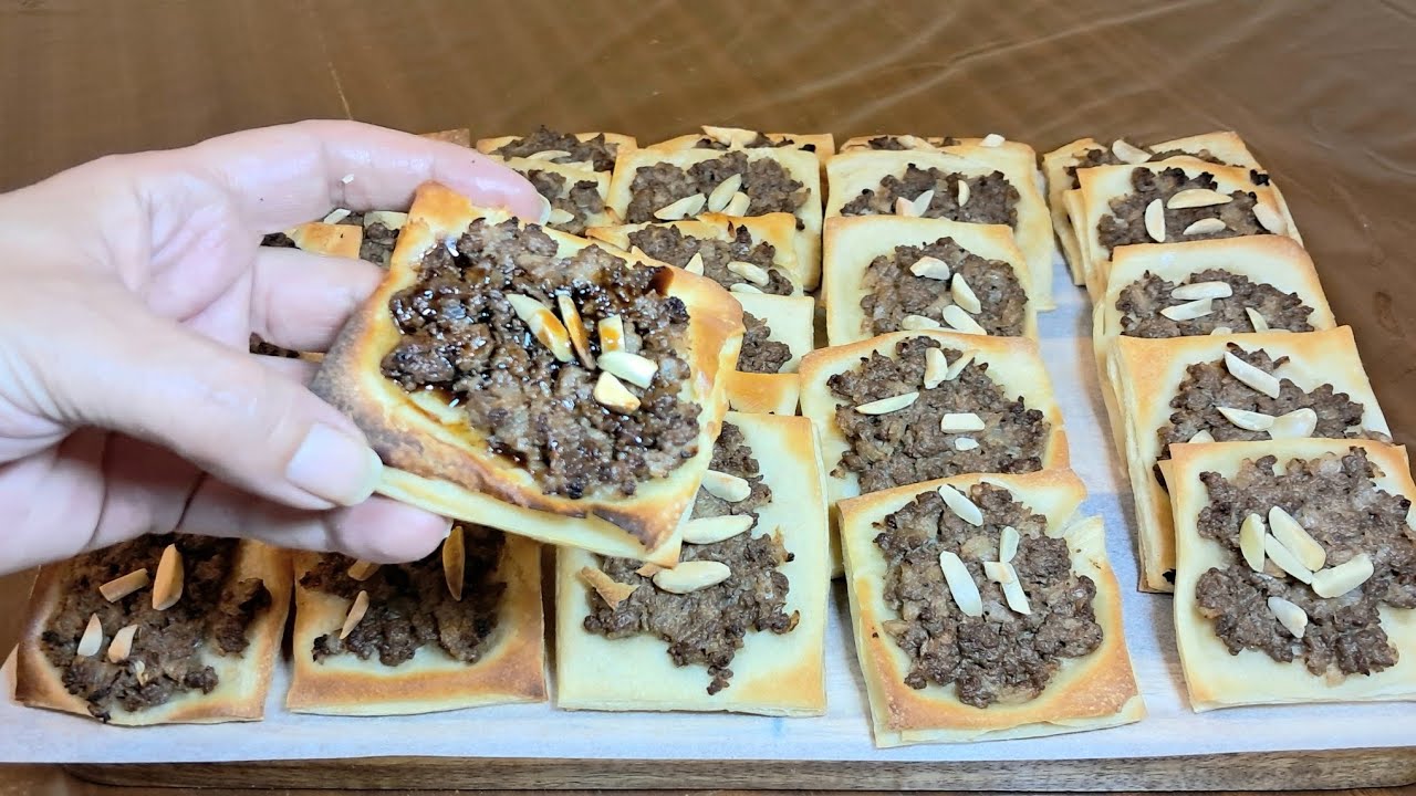 ملك المعجنات🇱🇧🌲 أسرع وألذ لحم بعجين طرابلسي.. قرمشة ولون ذهبي 😋😋