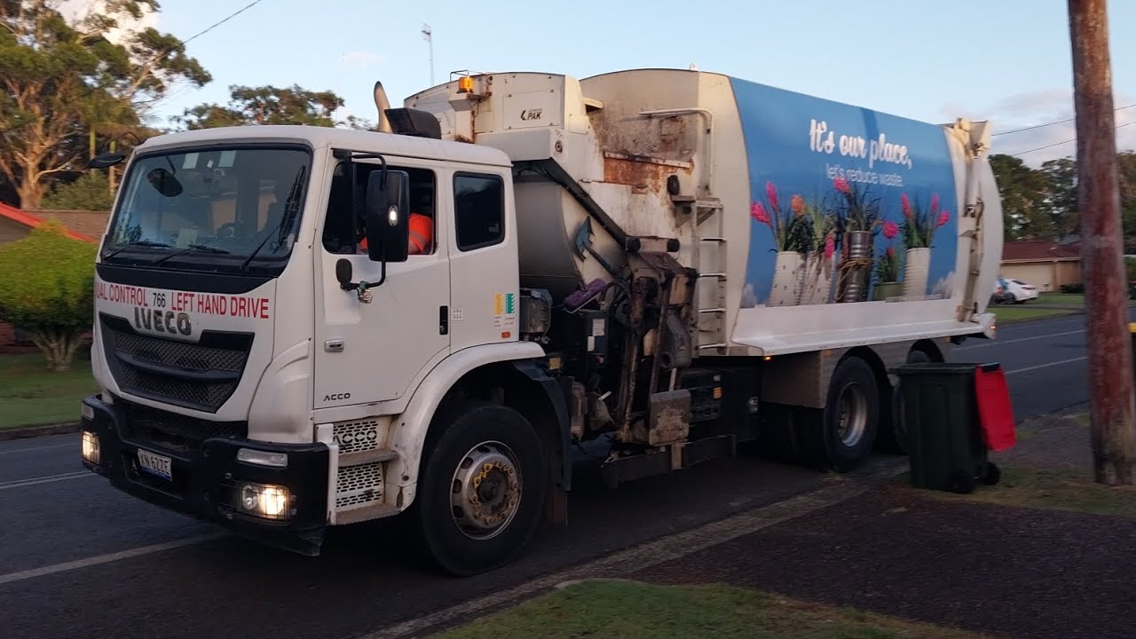 Port Stephens garbage | 766