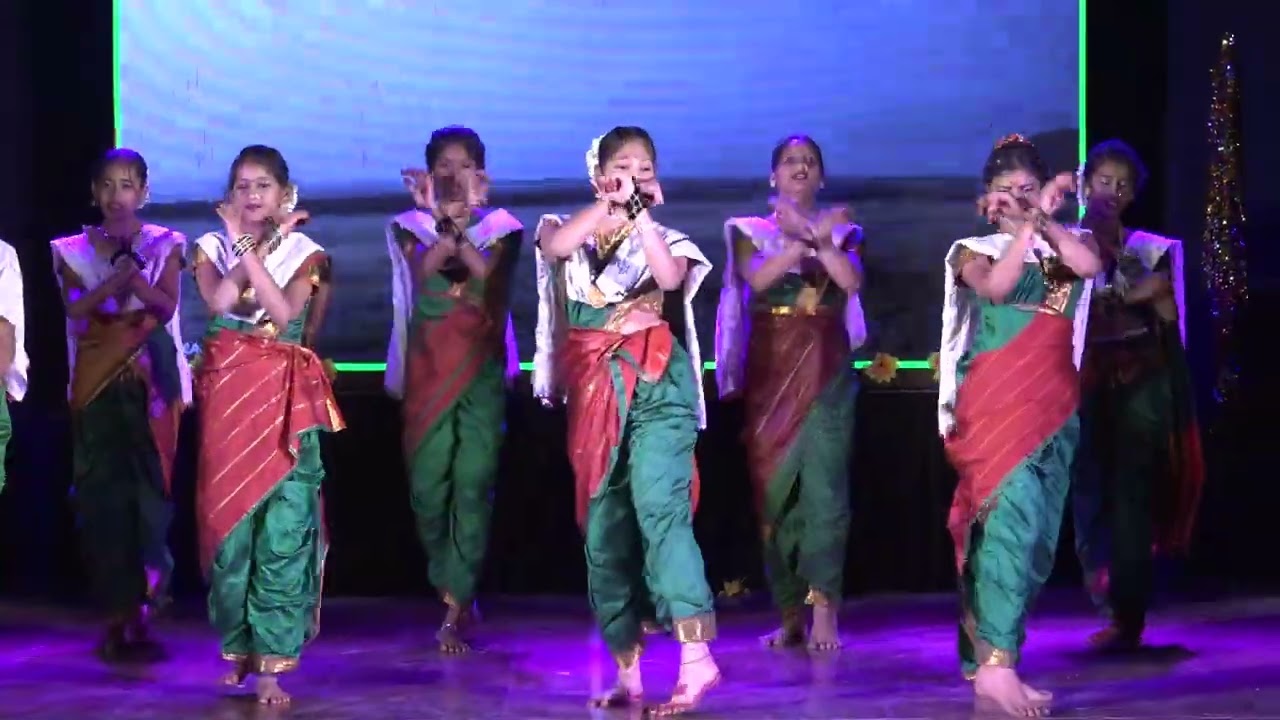 Koli dance VIII B Girls