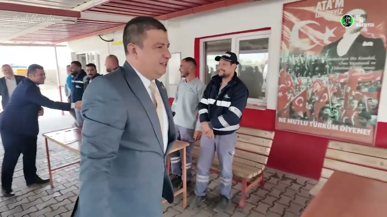 Başkan Okuroğlu, belediye personeliyle bayramlaştı