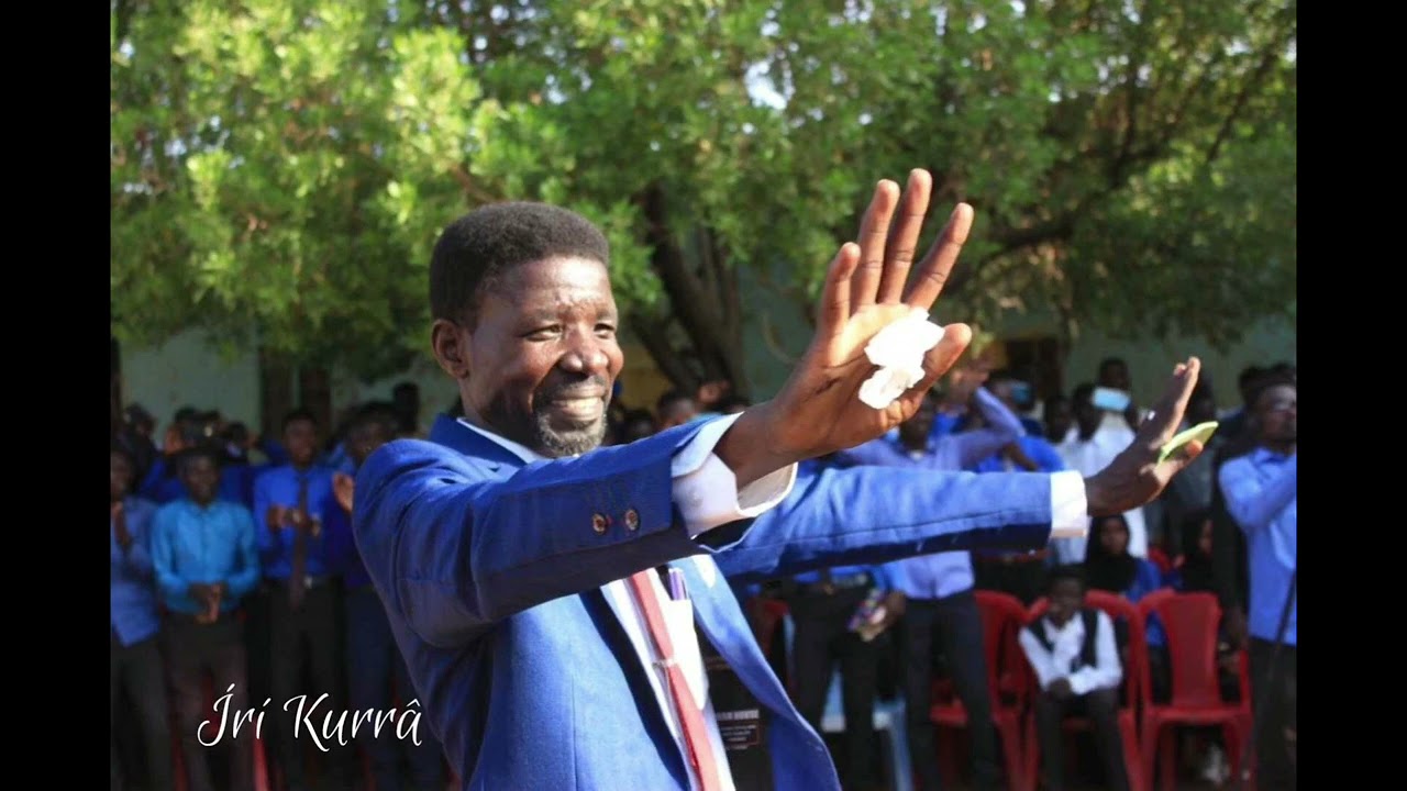 Dúíŋ íya na dúíŋ báa - عمدة خميس