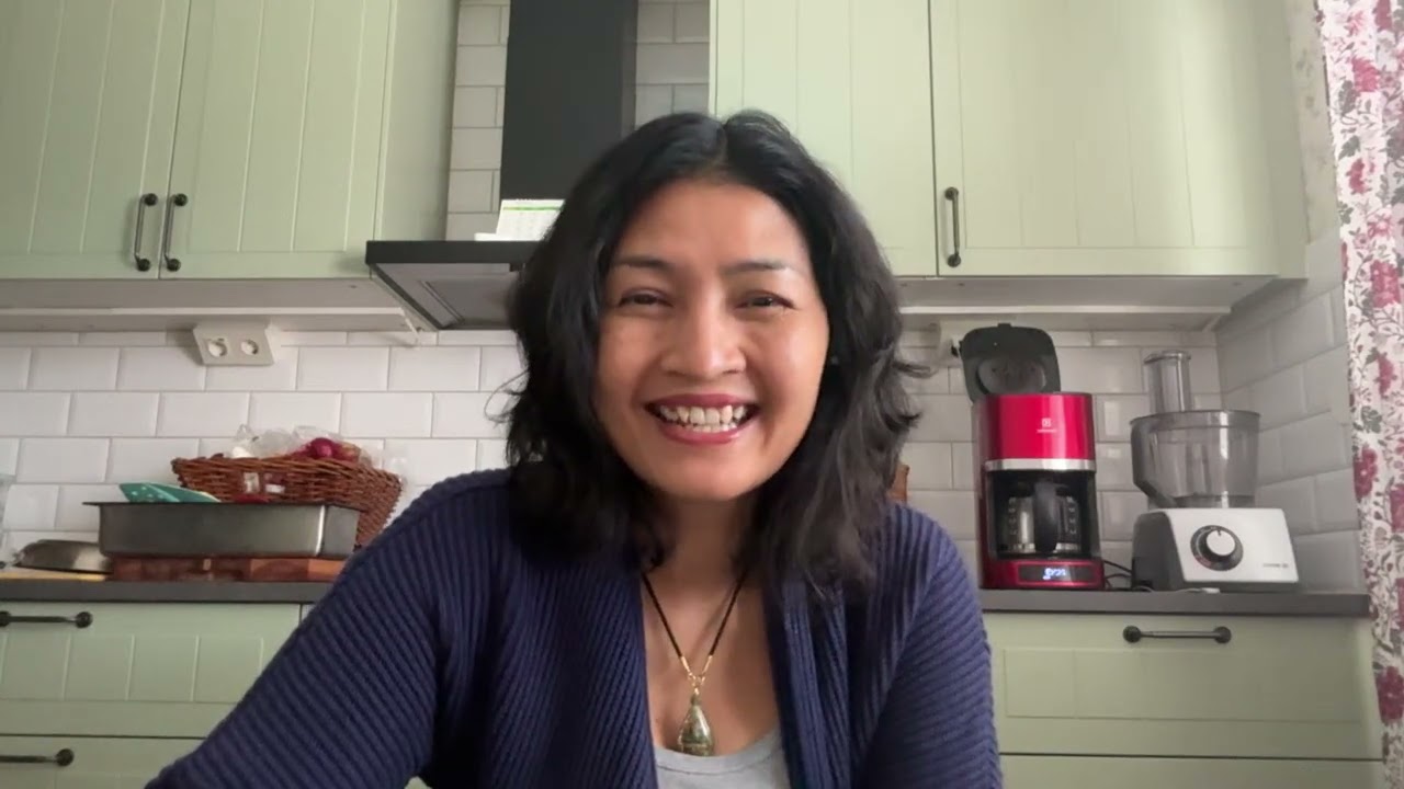 ไฮไลต์ จาก คลิปสด  แชร์ประสบการณ์ชีวิตในสวีเดน ตอนเด็กๆ โตมาแบบไหน😄