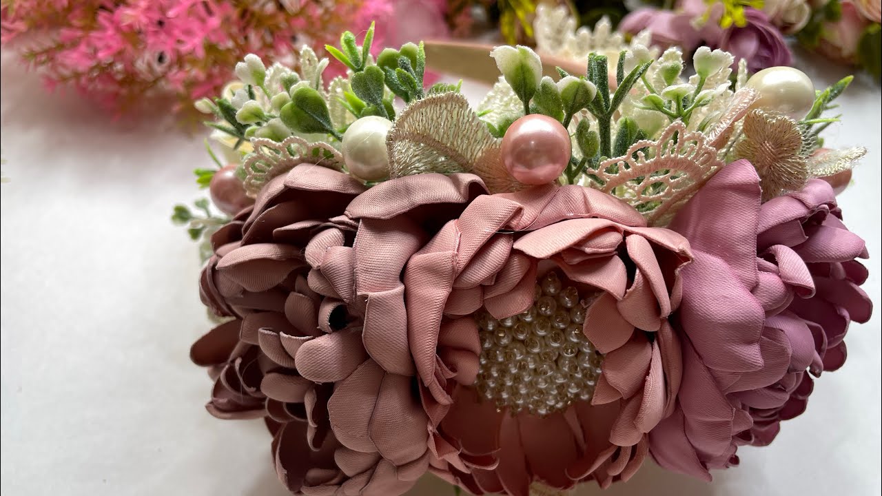 Diadema de peonias video No.1124 creaciones Rosa Isela