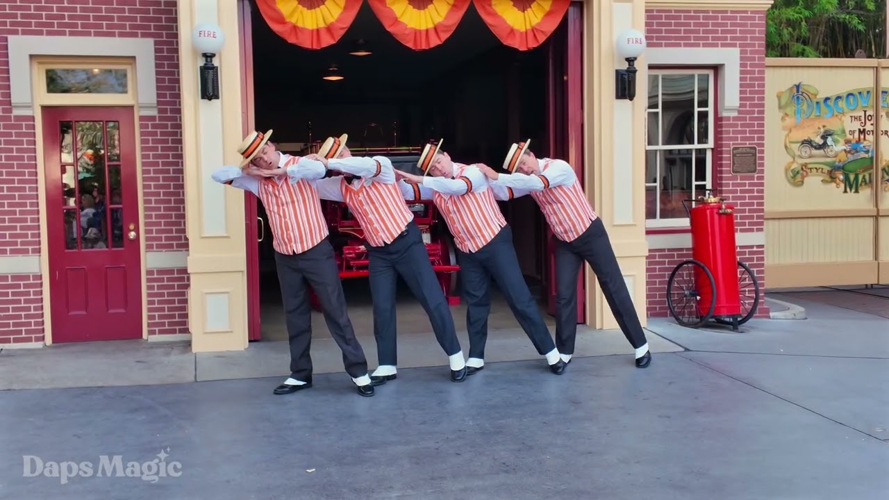 Rest in Peace:Grim Grinning Ghosts | Dapper Dans | Halloween Time at the Disneyland Resort 2026 4K