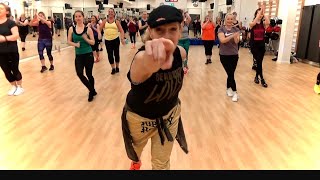 CHAMPAGNE - Zumba Resimi