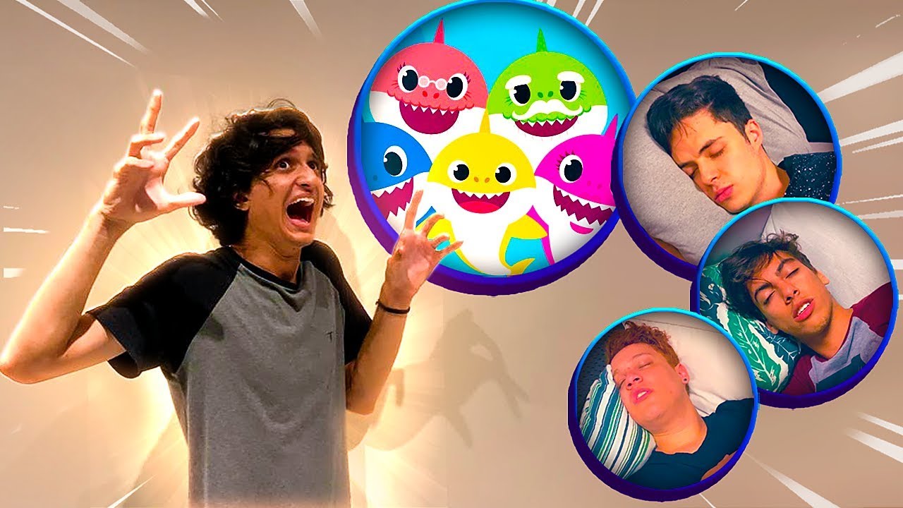 ACORDEI TODOS MEUS AMIGOS AO SOM DE BABY SHARK!!