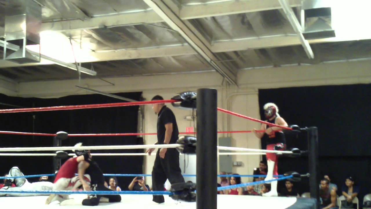 Mini Halcon MiNI HALCON GRAN LUCHA CRAZY FLY - YouTube