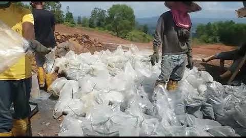 RC Drill - Sampling View (Iron Ore) ZIAGeoVlog 8 Mar 2018