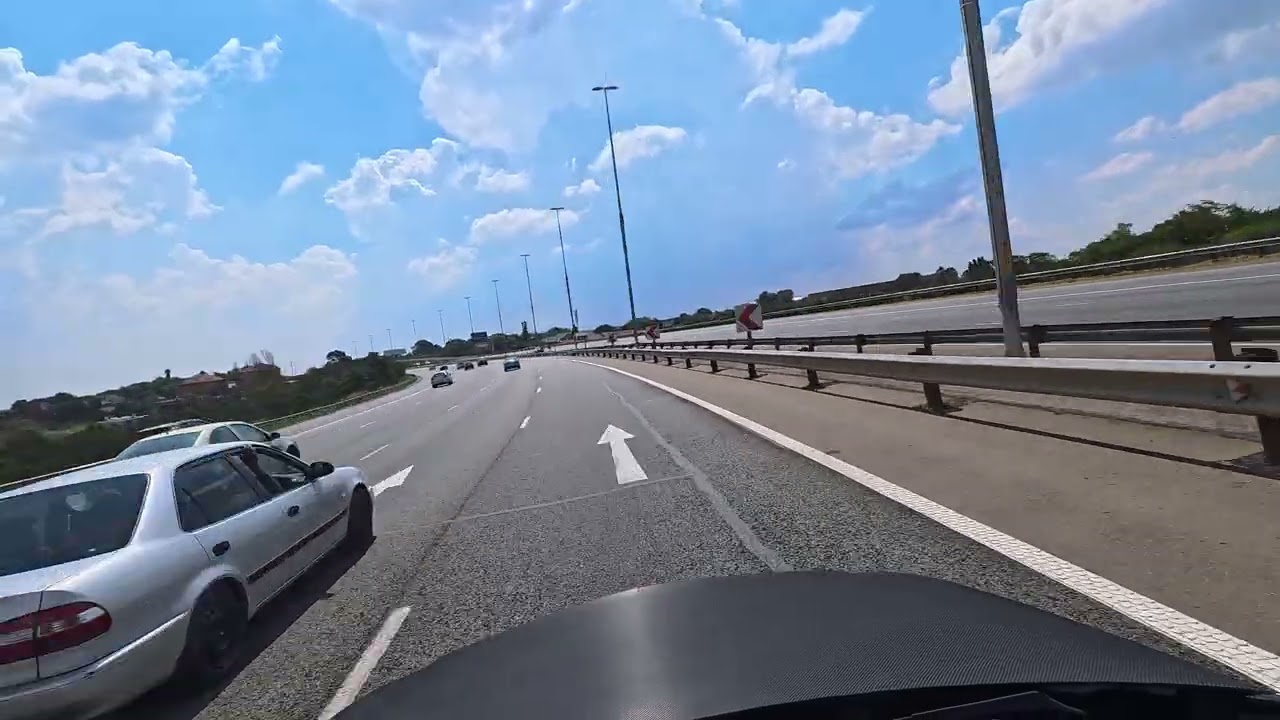 N12 Cliff Houses on Left VID 20260124 143553 112