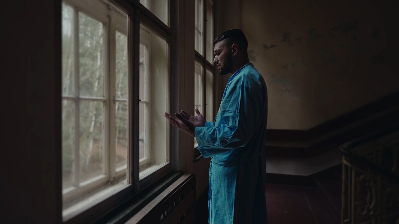 MANTRA - Terapie (Oficiální videoklip 2026)