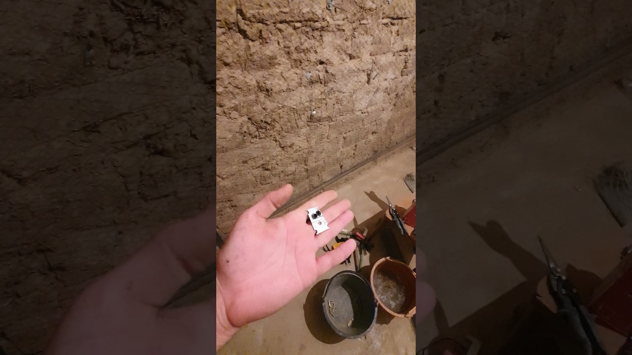 Монтаж сетки на саманные стены 🧱🧱🧱