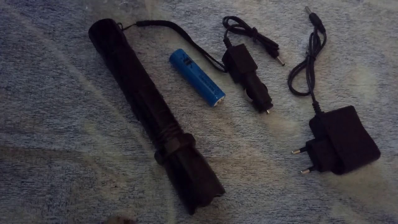 Многофункциональный фонарик BL-1102