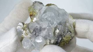 四川省 Mt Xuebaoding産 アクアマリンの母岩付き原石 86g - cute stone -