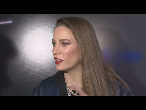 Serenay Sarıkaya'ya estetik ameliyatı soruldu