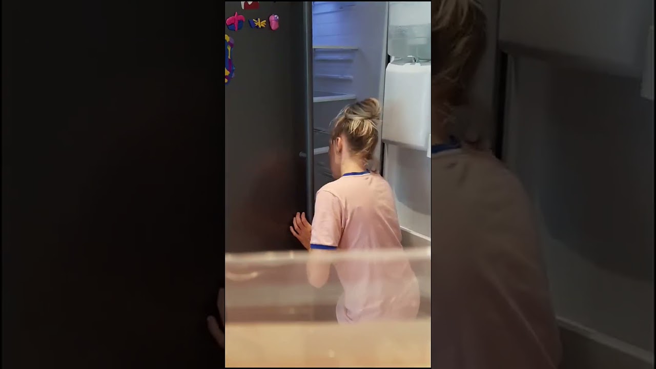 Quick Fridge Cleaning Routine