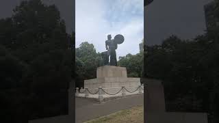 Laudits in LONDON (2)