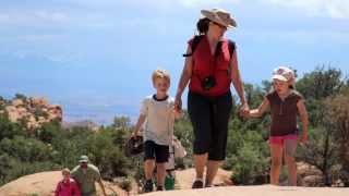 Utah Bucket List Family Cdaning In Arches National Park