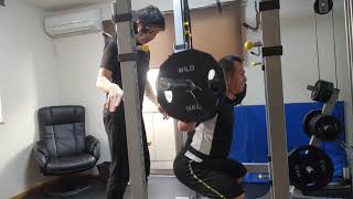 新越谷駅西口徒歩1分 完全個室 パーソナルトレーニングジム プライベートジム ～くびれスタジオ～ ダイエット マイナス10キロ 筋トレ ウエイト ストレッチ  草加市 春日部市 2018042108