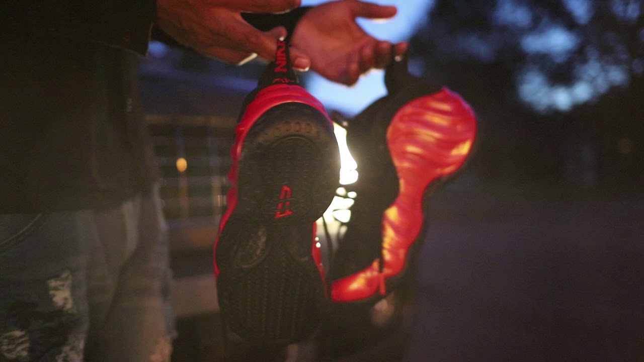 foamposite habanero red on feet