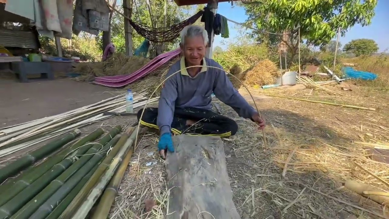 ชมเศรษฐกิจครัวเรือนพออยู่พอกินแบบพอเพี่ยง บ่ต้องเดือดร้อนผู้ใด