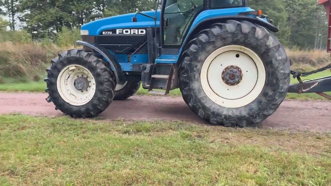 Traktor FORD 8770 4WD