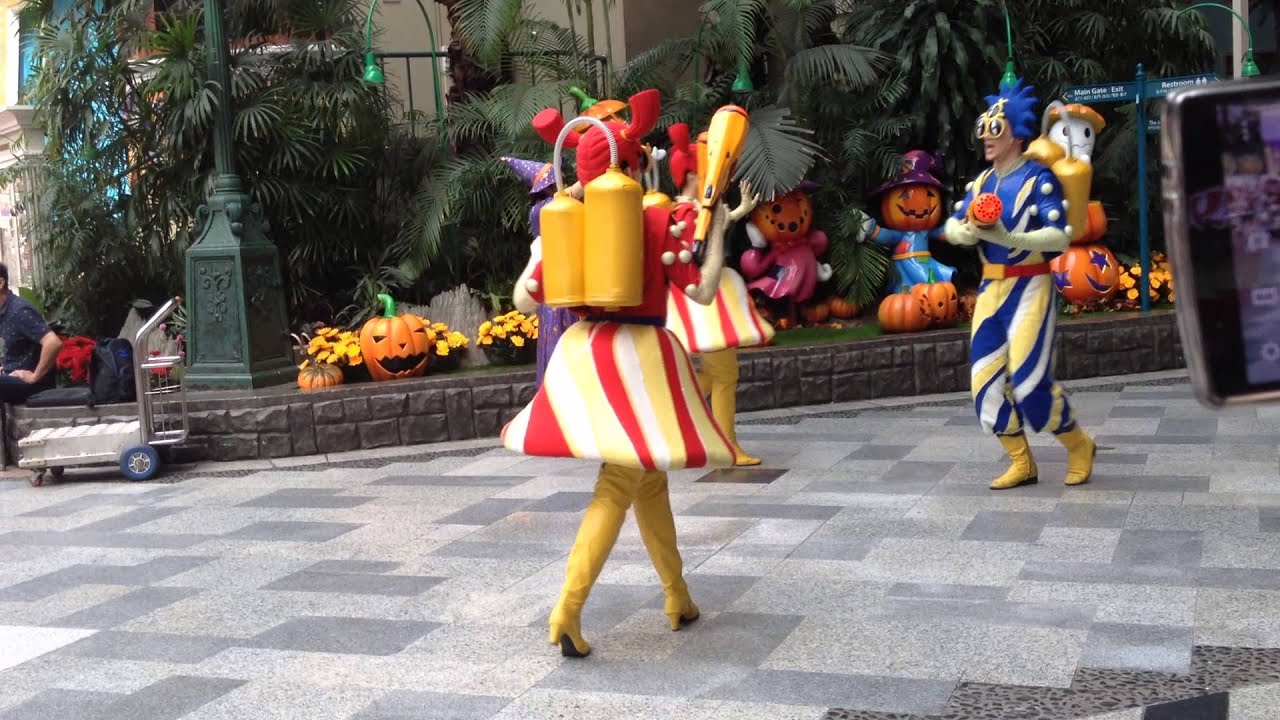 Lotte World Parade YouTube