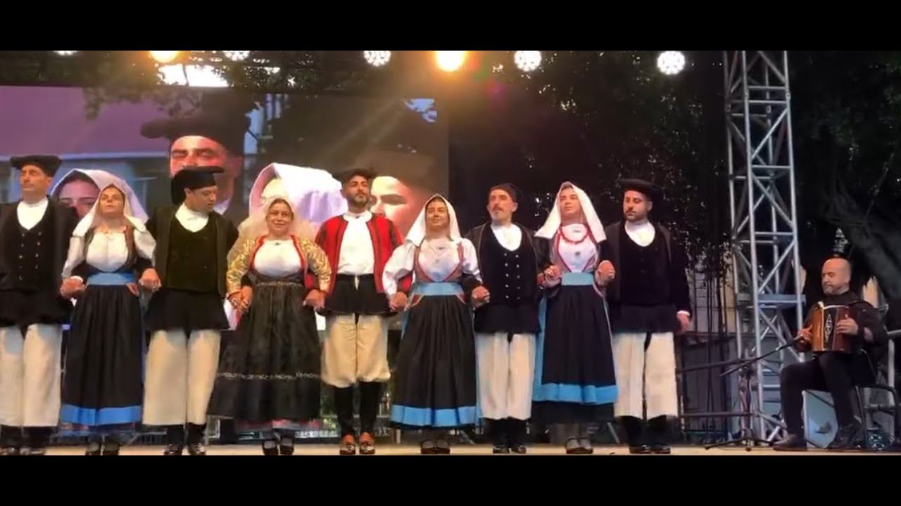 Roberto Fadda  Gruppo folk Busachi Bella mia    su ball ‘e Usache  Sant'Efisio   01 05 2025 Cagliari