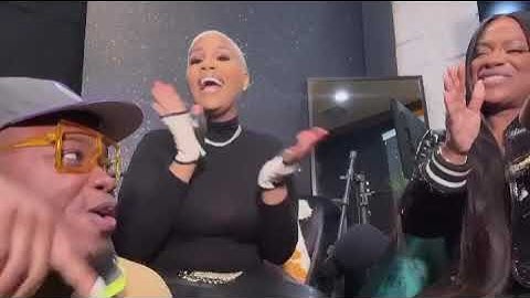 Oliver Twixt Singing ‘Leave U’ with Kandi Burruss HERSELF Plus Akbar V