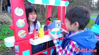 カラーソープを車に付けて洗車に来てもらうよ♫ ガソリンスタンドごっこ 故障 おゆうぎ こうくんねみちゃん