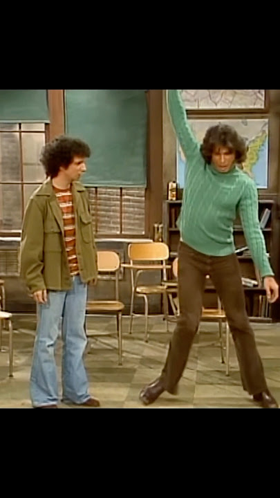 “John Travolta” | Welcome back, Kotter #johntravolta #shorts #show #dance