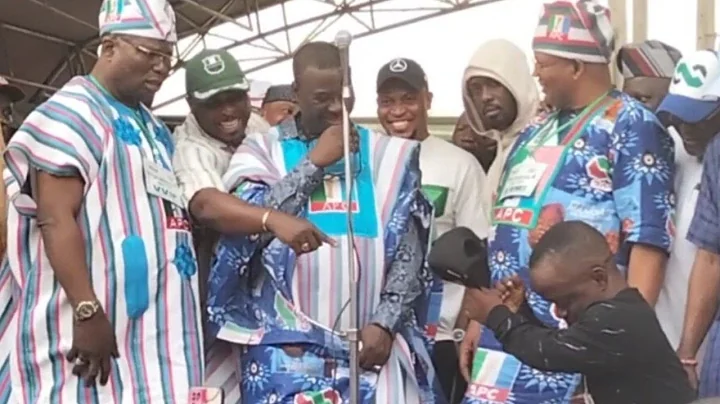 SEE WHAT THIS MAN DID THAT SURPRISE K1 DE ULTIMATE AT TINUBU CAMPAIGN IN IBADAN