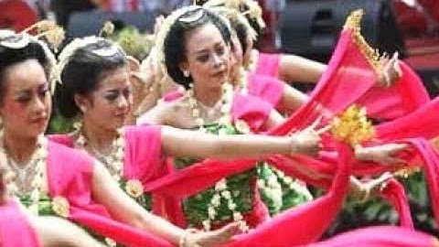 Tari GAMBYONG PAREANOM - Javanese Classical Dance - Tari Klasik Jawa Tengah [HD]